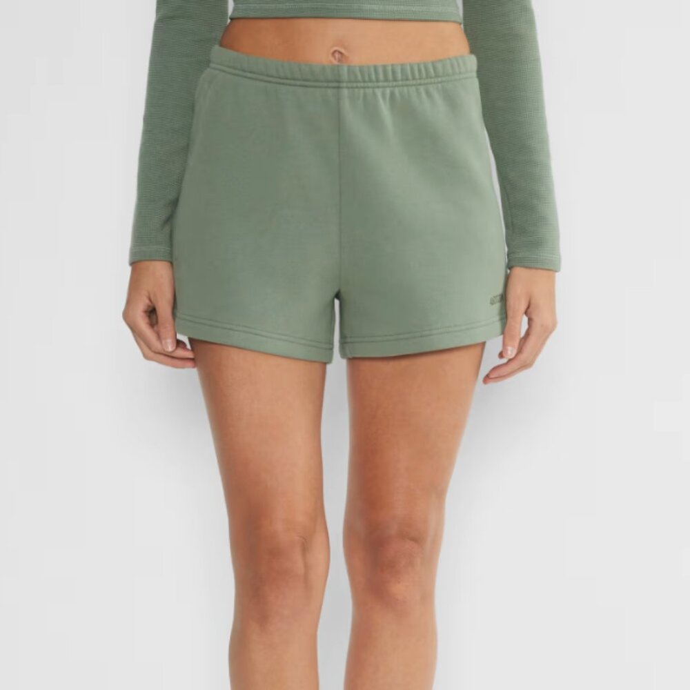 Aritzia TNA Cozy Fleece Perfect Hi-Rise Mini Sweatshort